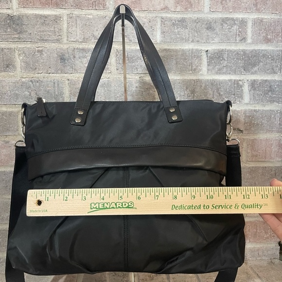 Banana Republic Elegant Black Tote - Picture 6 of 10